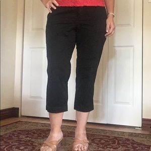 Ann Taylor Loft Sz 12 Black Cotton Capris